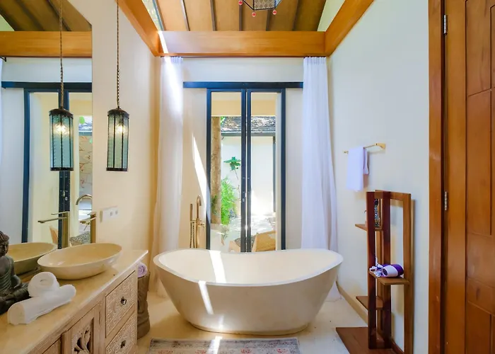 Warm Minimalist 1 Bedroom With Private Pool For A Relaxing *