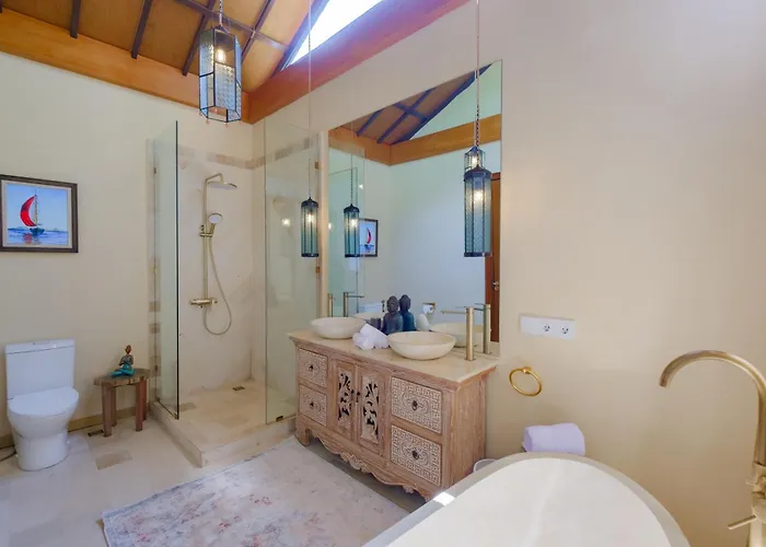 Warm Minimalist 1 Bedroom With Private Pool For A Relaxing 别墅