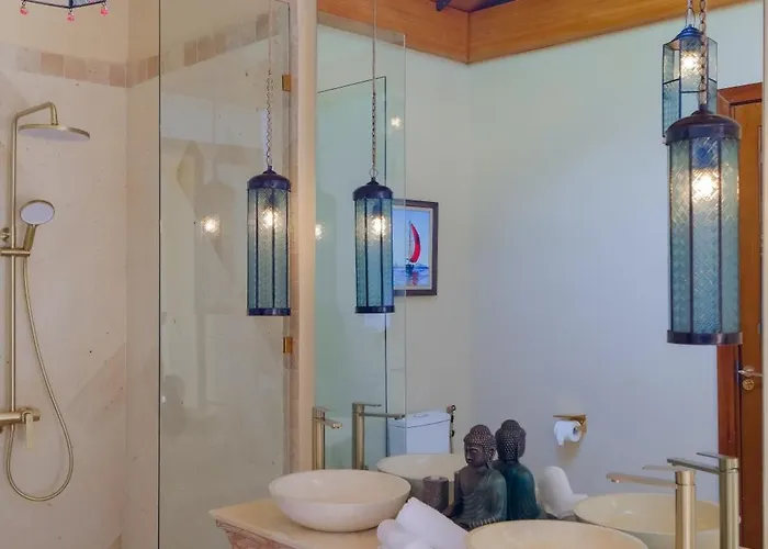 别墅 Warm Minimalist 1 Bedroom With Private Pool For A Relaxing 金巴兰