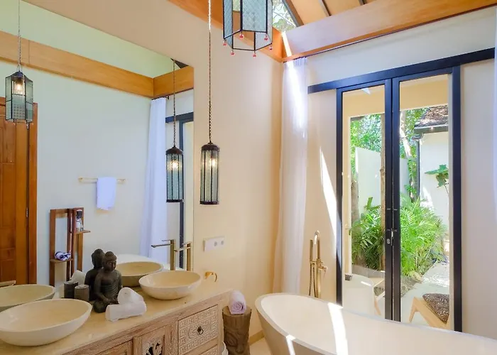 别墅 Warm Minimalist 1 Bedroom With Private Pool For A Relaxing 金巴兰